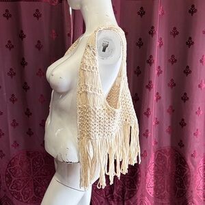 3/20 Jessica Simpson Boho Fringe Crochet Vest Size Small